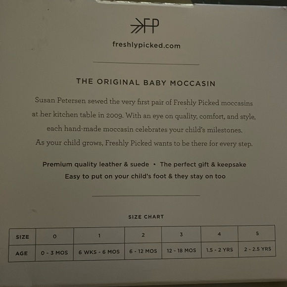 Freshly Picked Black leather loafers style moccasins. - Picture 3 of 4